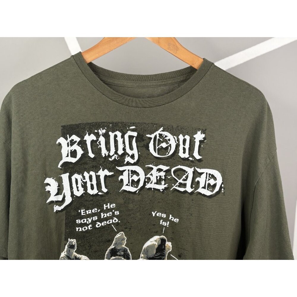 Liquid Blue Monty Python Holy Grail Bring Out Your Dead T-Shirt Men’s XL Green - Picture 2 of 13